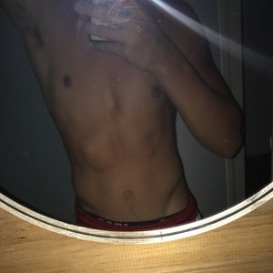 Meet your Posher, Ethan